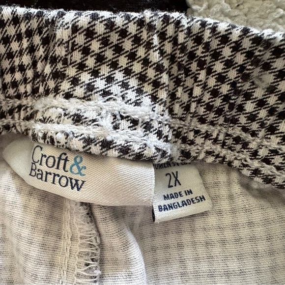 croft & barrow Black Checked capris - Picture 3 of 3